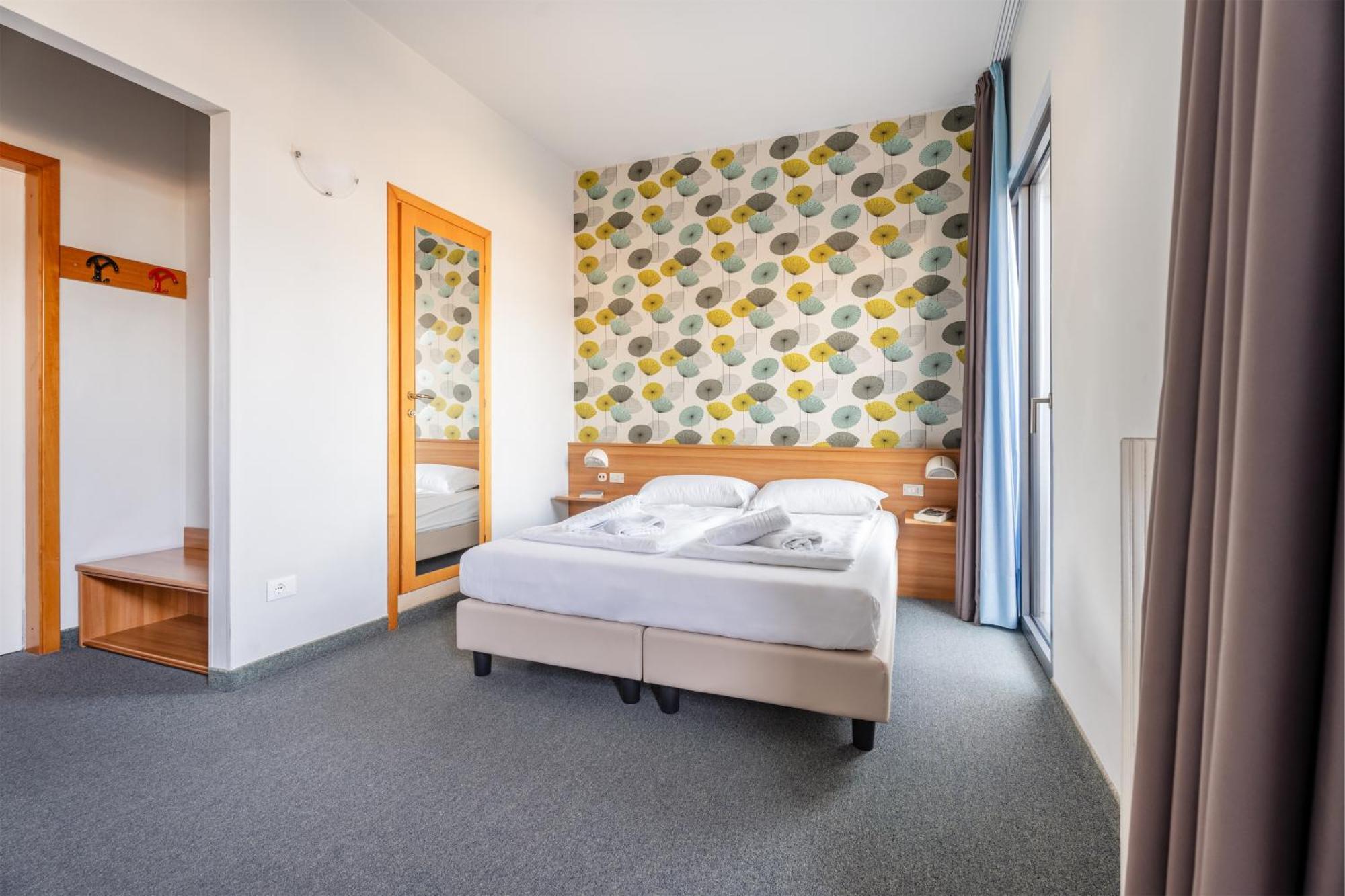 Hotel Al Castello Torri del Benaco Kültér fotó