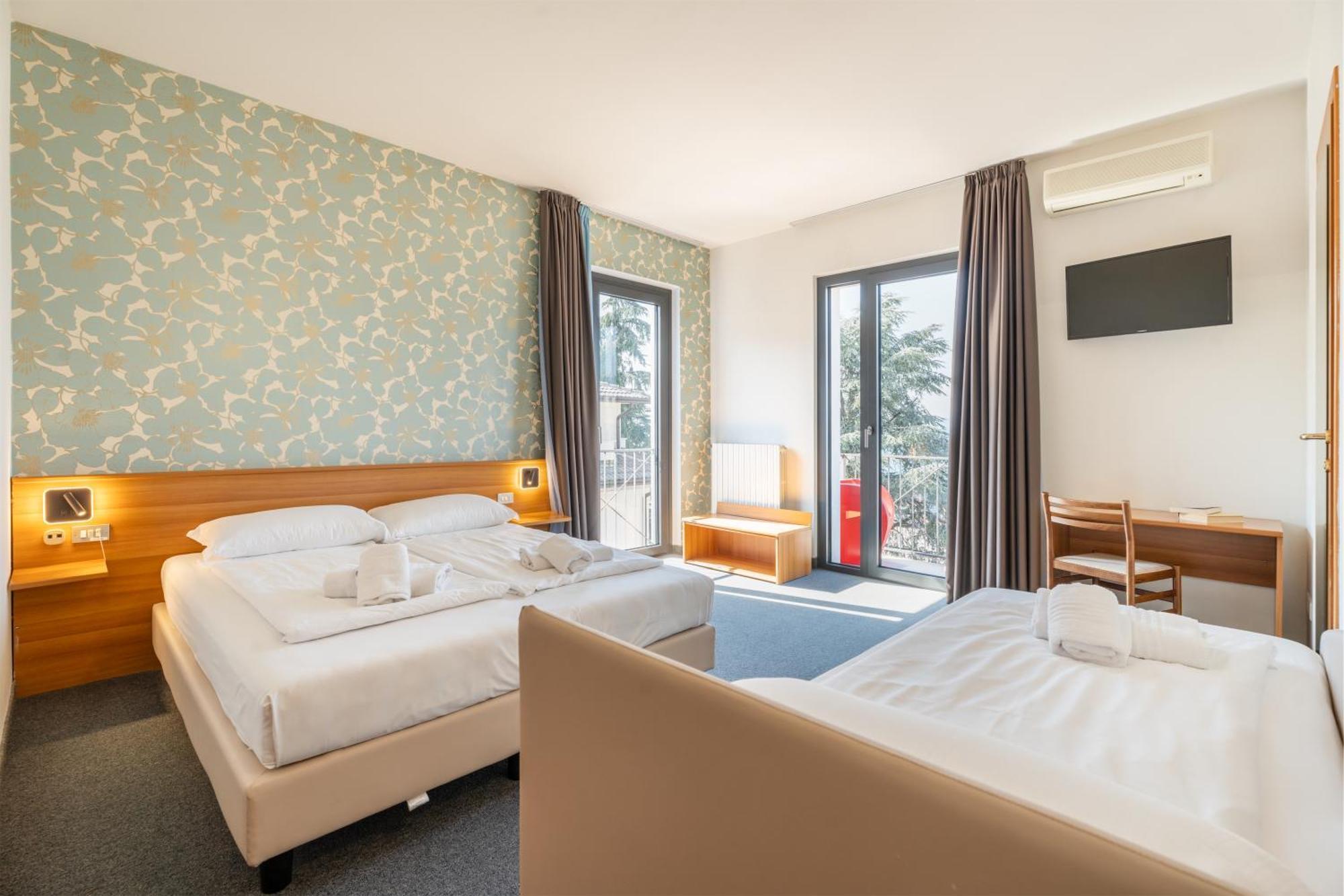 Hotel Al Castello Torri del Benaco Kültér fotó