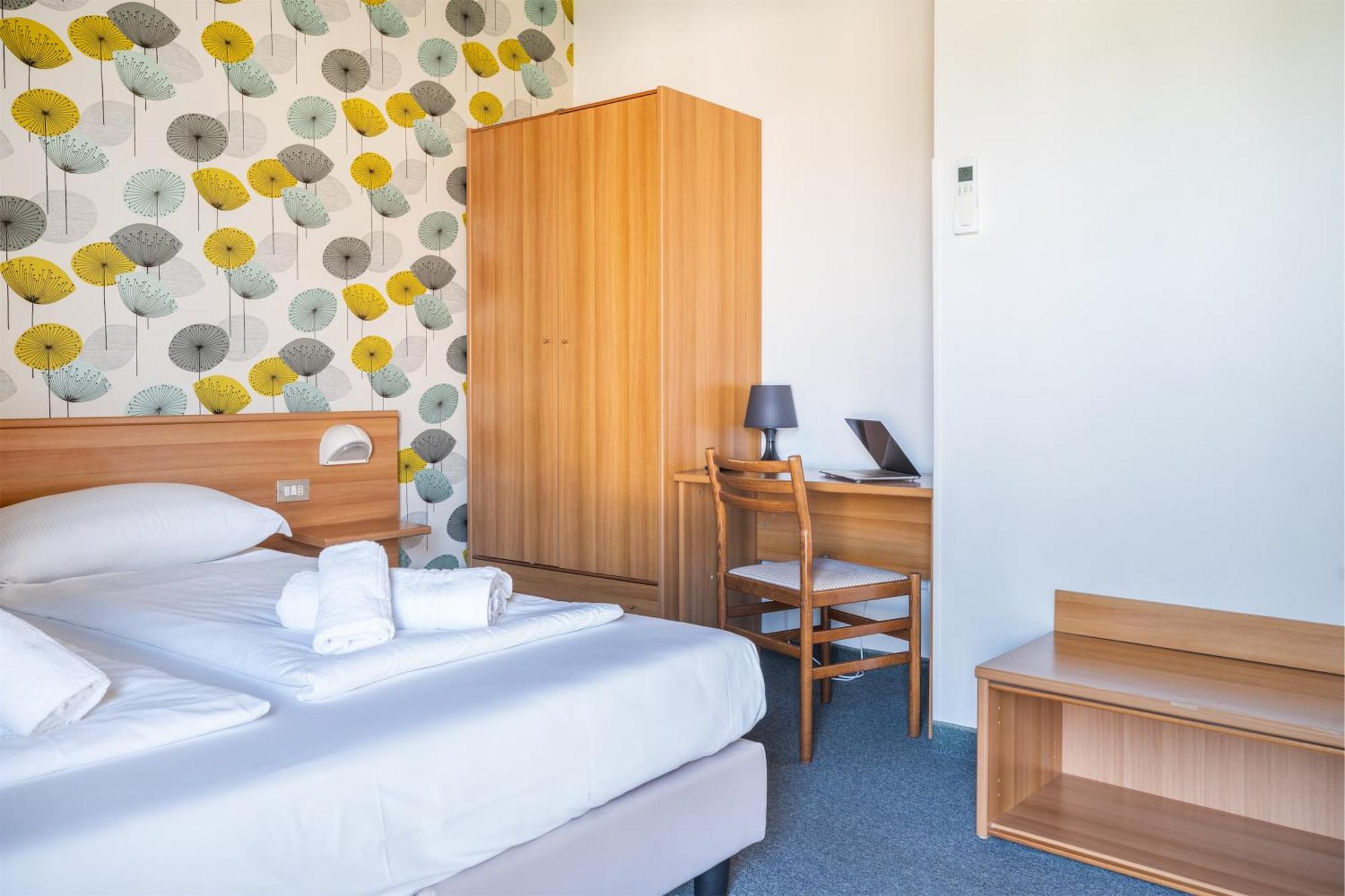 Hotel Al Castello Torri del Benaco Kültér fotó